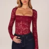 Bodis de manga larga con encaje Letizia en rojo cereza