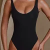 Body Reese con cuello redondo en negro