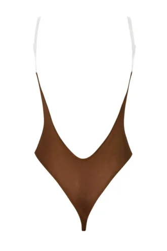 Body tanga de malla suave con tirantes invisibles de Intimates en color castaño