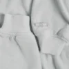 Bolero corto con capucha de jersey cepillado en gris niebla