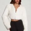 Bolero corto de pelo sintético Almerinda en blanco