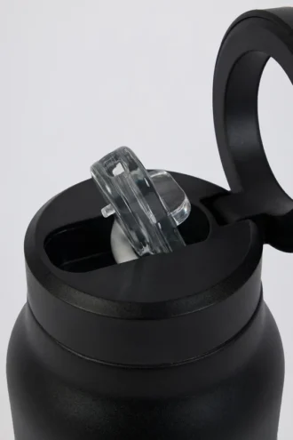 Botella de agua magnética de acero inoxidable con aislamiento térmico en negro