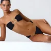 Braguitas de bikini cheeky con tirantes anchos y adornos Sunray en negro