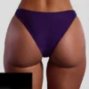 Braguitas de bikini cheeky de corte alto con adornos de abalorios Palau en morado oscuro