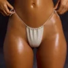 Braguitas de bikini con cordón y adornos en blanco