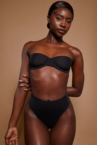 Braguitas de cintura alta de malla suave Intimates en negro