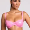 Bralette con aros de vinilo Estelle en rosa