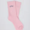 Calcetines de media caña acanalados en rosa empolvado