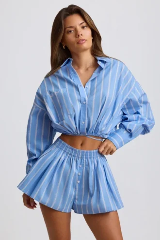 Camisa corta multiuso de popelín de algodón a rayas en azul
