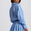 Camisa corta multiuso de popelín de algodón a rayas en azul