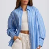 Camisa oversize de popelín de algodón a rayas en azul
