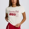Camiseta corta con estampado en color marfil