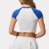 Camiseta corta con estampado gráfico en blanco