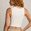 Camiseta sin mangas asimétrica con fruncidos Kirbie en color vainilla