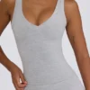 Camiseta sin mangas con cuello en V Soft Active en gris jaspeado