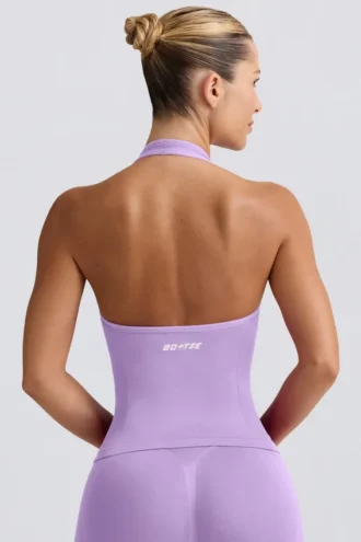 Camiseta sin mangas con cuello halter Define Luxe en color lila