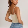 Camiseta sin mangas con cuello redondo de modal de Ailany en color marfil