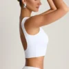 Camiseta sin mangas con espalda abierta y drapeado Ceylon en blanco