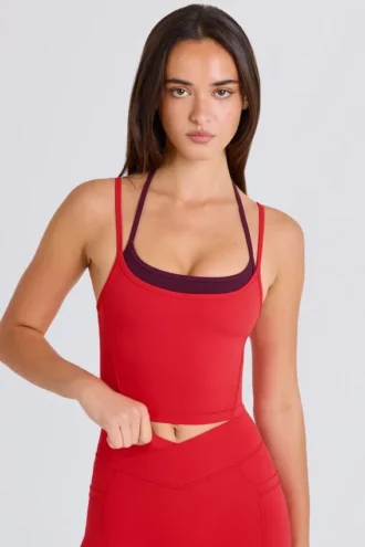 Camiseta sin mangas corta con capas Soft Active en rojo fresa