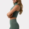 Pantalones Cortos de cintura alta Soft Active en color caqui