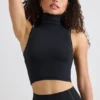 Camiseta sin mangas de cuello alto Soft Active en negro