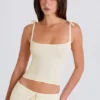 Camiseta sin mangas de punto acanalado en color crema