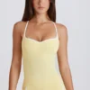 Camiseta sin mangas Soft Active con espalda cruzada en color limón