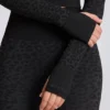 Camiseta térmica de manga larga en leopardo negro