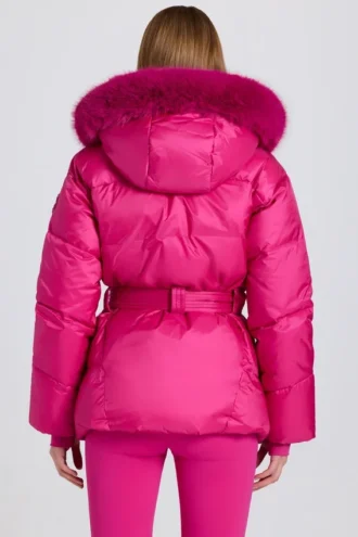 Chaqueta de esquí impermeable con capucha de piel sintética en rosa magenta