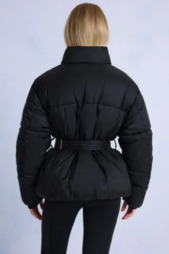 Chaqueta de esquí oversize impermeable con cinturón en negro
