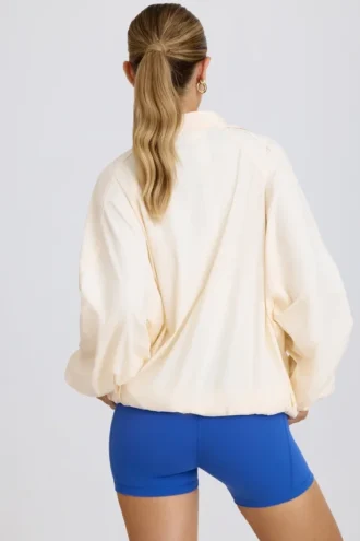 Chaqueta deportiva oversize en blanco