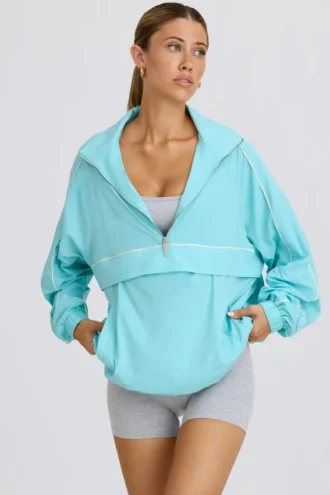 Chaqueta deportiva oversize en color aguamarina