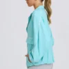 Chaqueta deportiva oversize en color aguamarina