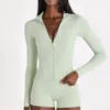 Chaqueta deportiva suave con cremallera en verde salvia jaspeado