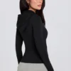 Chaqueta intermedia con capucha Soft Active en negro
