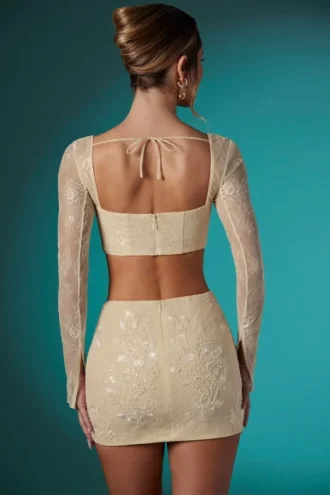 Falda ajustada de encaje adornado Romy en color marfil