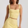 Falda de talle bajo con adornos Jianna en amarillo