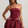 Falda de talle medio con bajo abullonado Clemmy en rojo vino