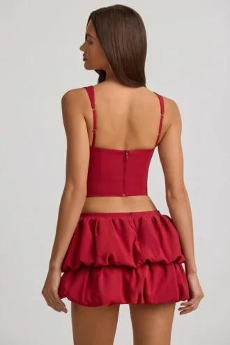 Falda de talle medio con volantes en el bajo Imani en rojo intenso