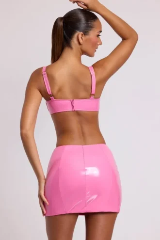 Falda de vinilo con abertura en el muslo Nyx en rosa