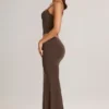 Falda larga de corte sirena de talle medio Avenley Modal en marrón chocolate