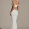 Falda larga de tirantes con adornos Sardinia en blanco