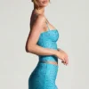 Falda micro de talle medio con adornos Inina en azul aguamarina