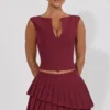 Falda plisada en capas de talle bajo Nada en rojo vino