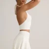 Faldita-pantalón corta con fruncidos de modal Keoni en blanco