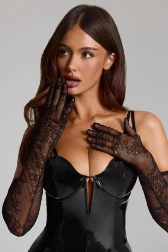 Guantes de encaje Poe en negro
