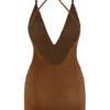 Intimates Vestido corto multiforma de malla suave en color castaño