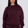 Jersey oversize de cuello redondo en color burdeos