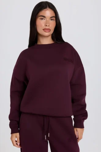 Jersey oversize de cuello redondo en color burdeos