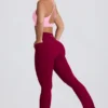 Leggings acampanados con cintura en V y bolsillos Soft Active en color burdeos